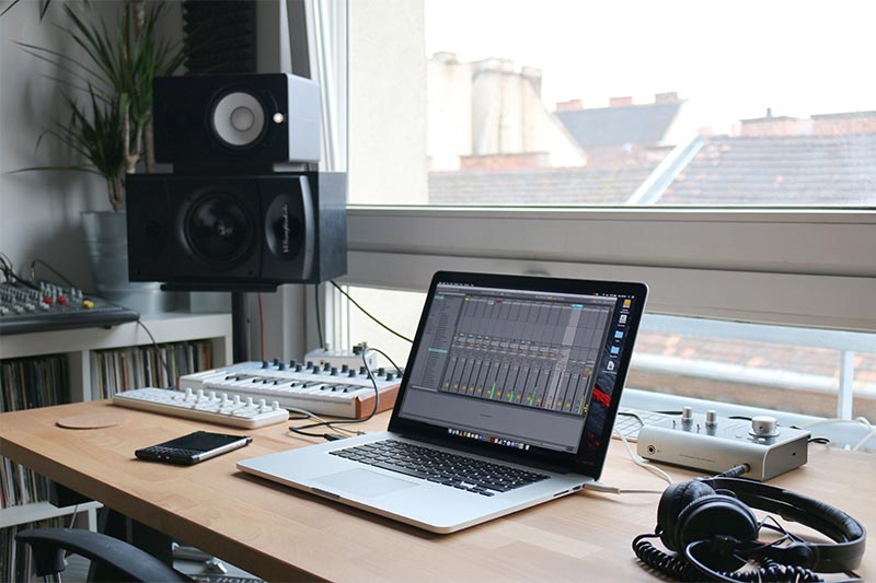 Home recording studio set up